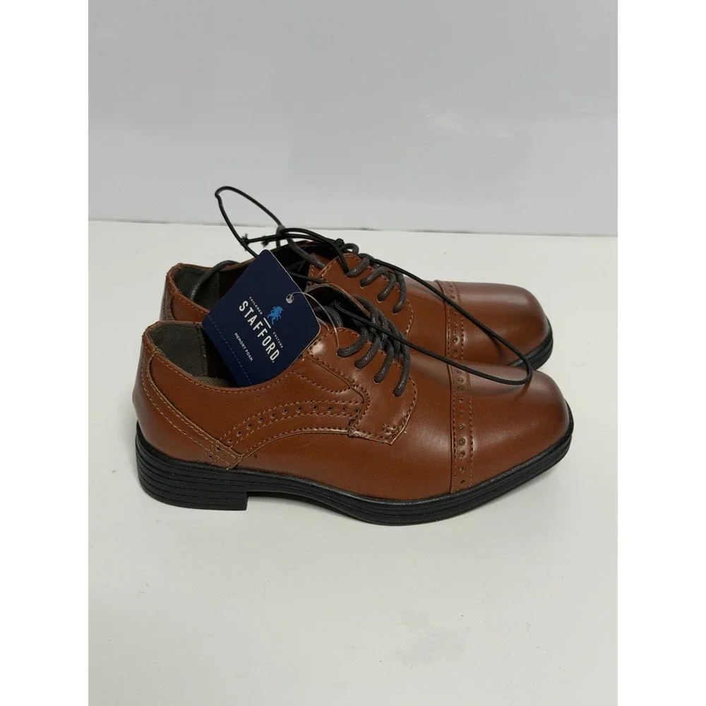 Strafford  Boys Size 11 Brown Lace Up Dress Shoes New in Box